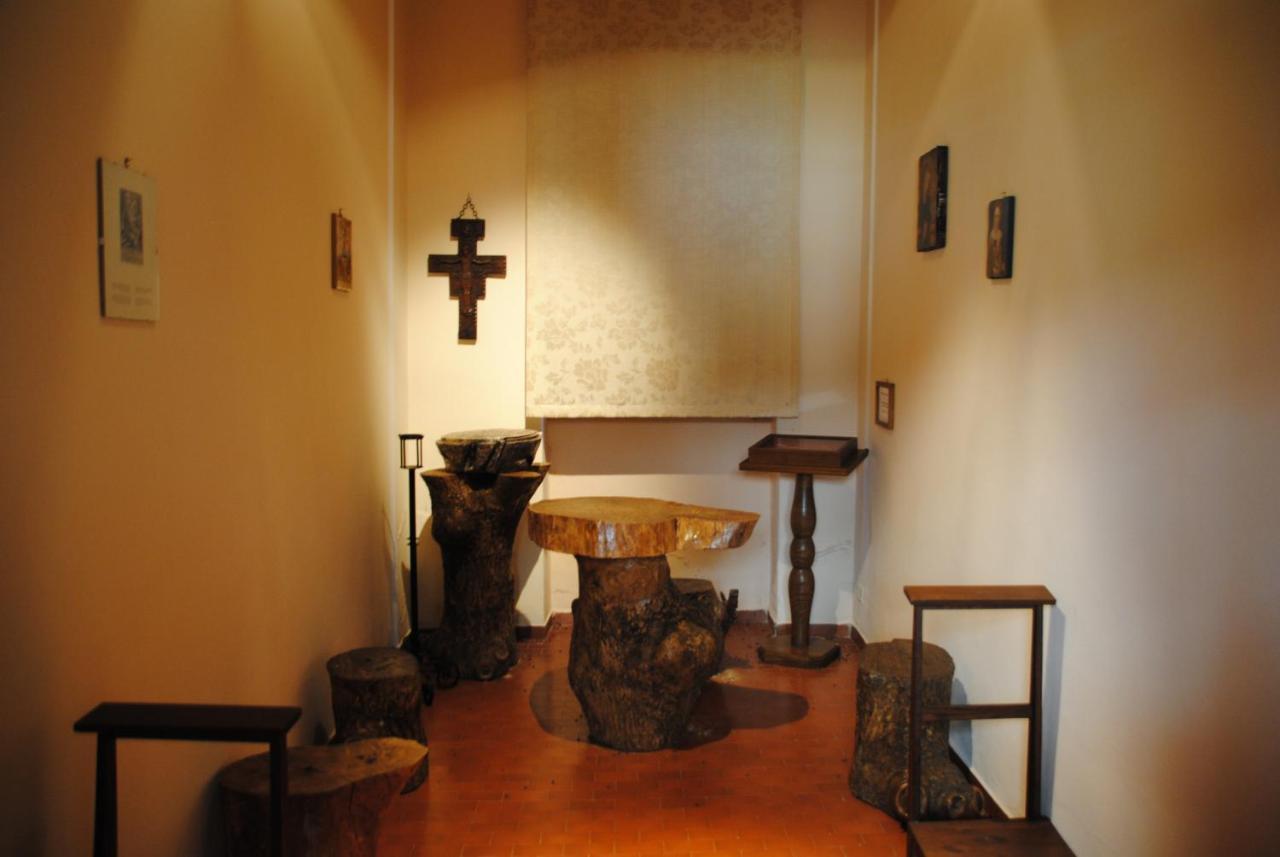 Oasi San Francesco - Casa Per Ferie Hotel Chiusi della Verna Exterior photo